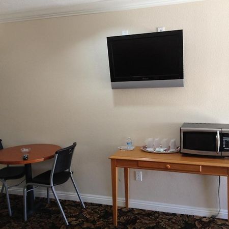 La Siesta Inn South Gate Δωμάτιο φωτογραφία