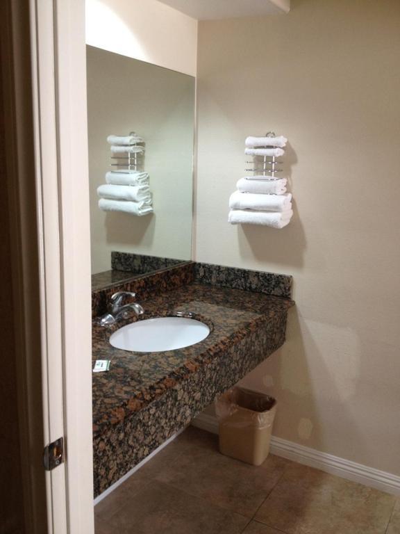 La Siesta Inn South Gate Δωμάτιο φωτογραφία